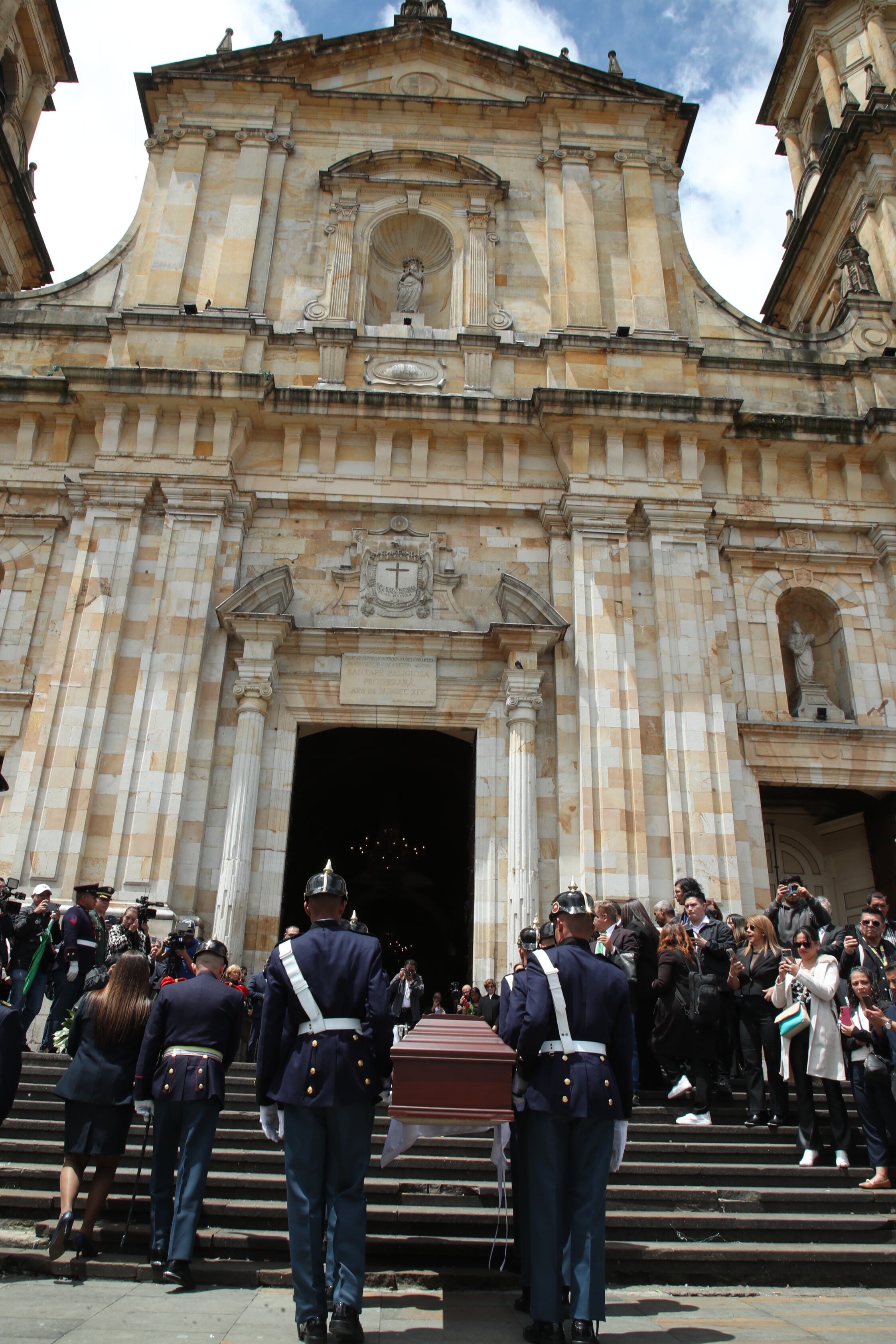 Misa de exequias Doña Nydia Quintero Turbay de Balcázar Catedral Primada. Miércoles 2 de julio