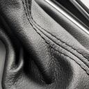 Algunos modelos pueden traer estos signos en diferentes ubicaciones,