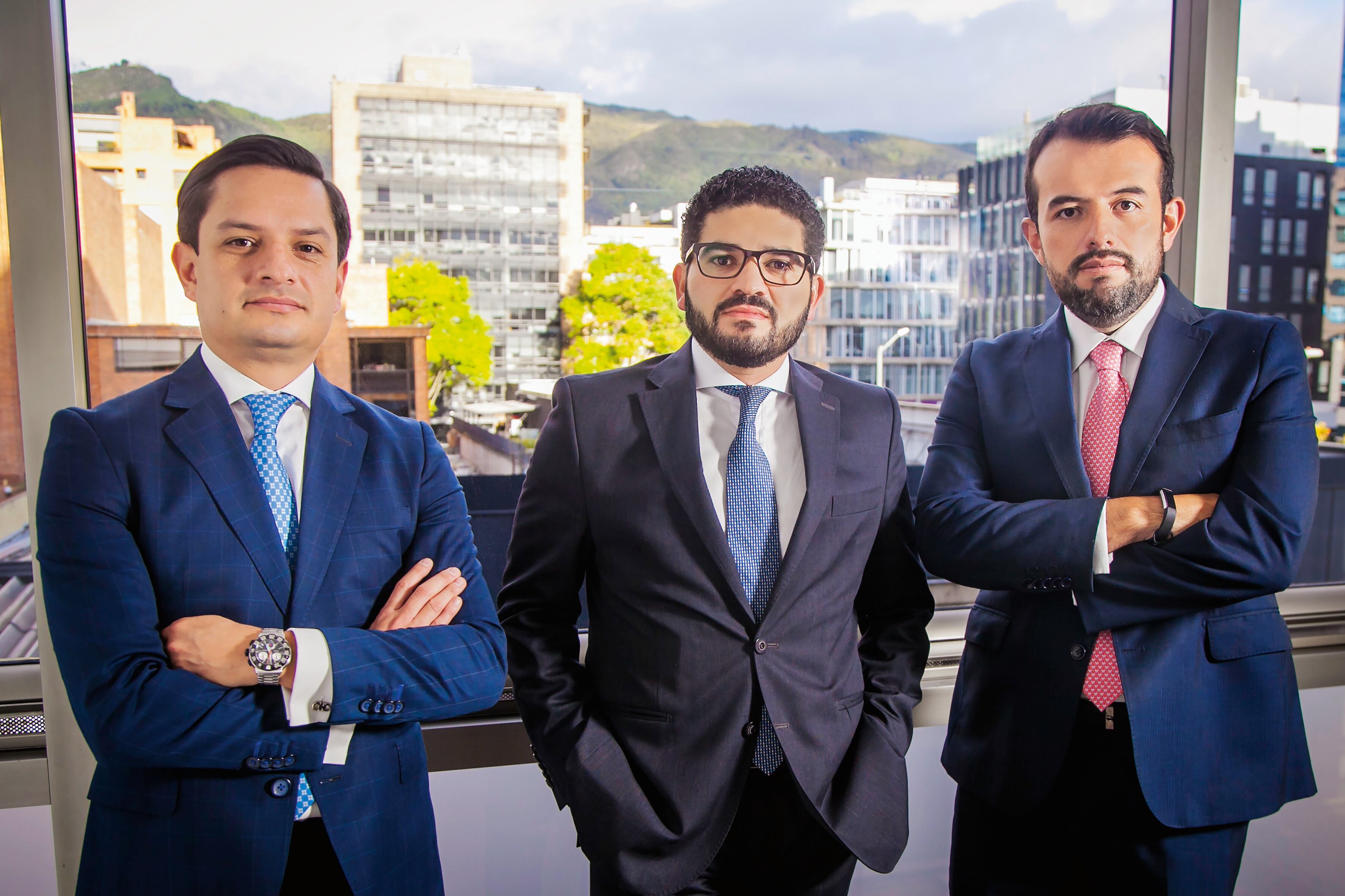 Omar Mejía, Diego Gómez y Luis Abril, socios de AGM.