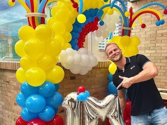 Creador de contenido alemán Domenic