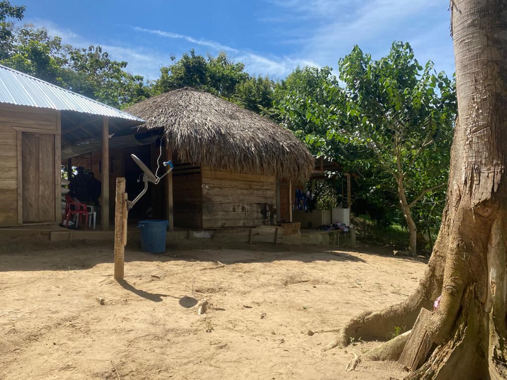 La rudimentaria casa en la que vivía alias Otoniel, el narcotraficante más buscado del país