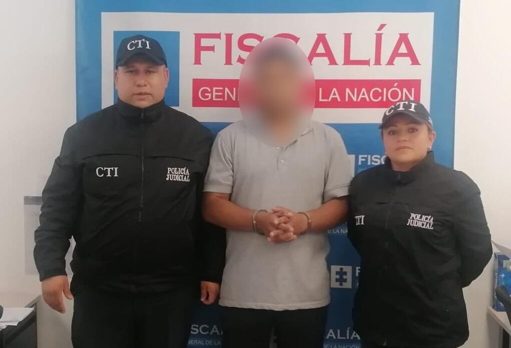 El hombre contactó a su víctima por una aplicación.