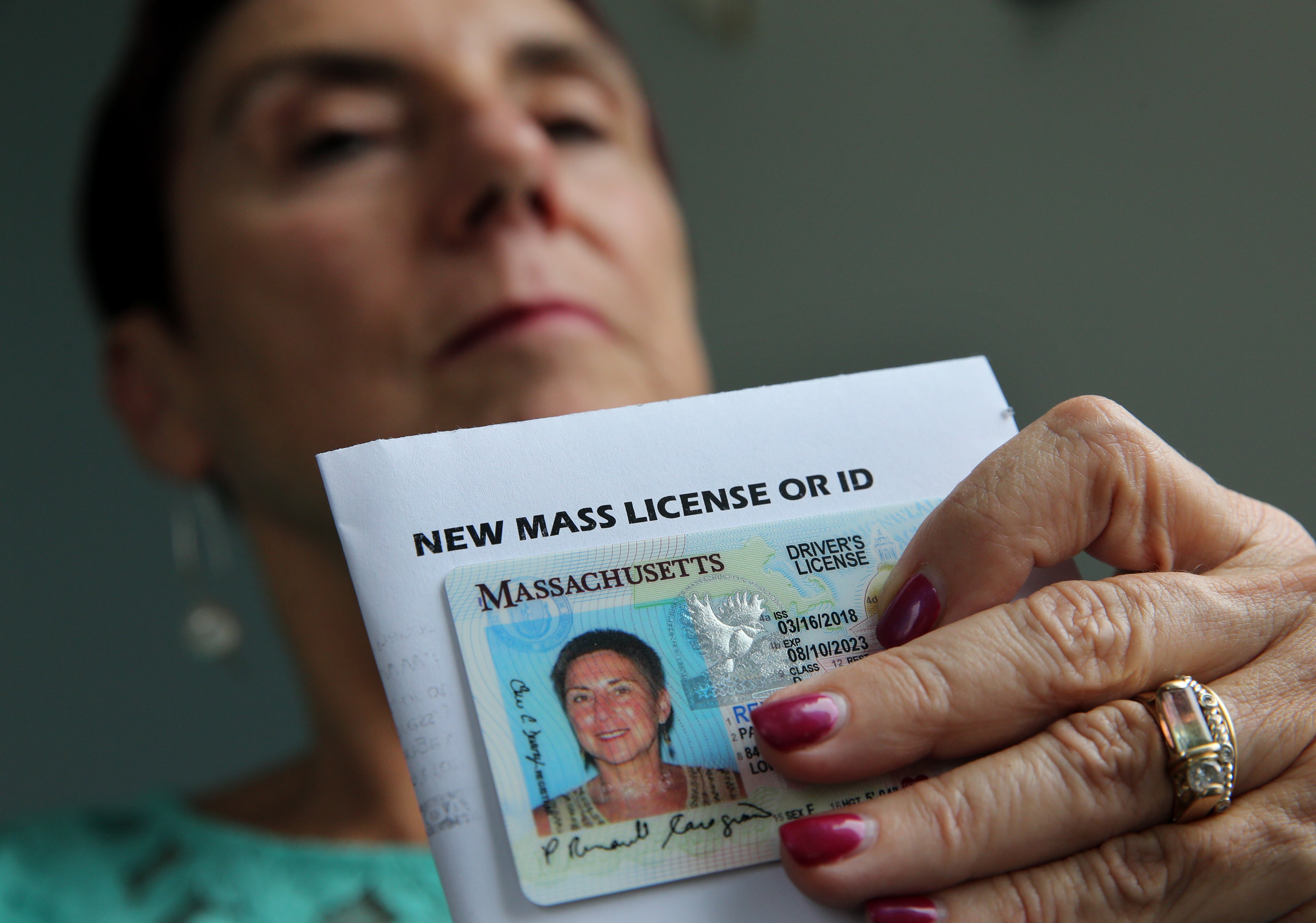 Migrantes venezolanos amparados bajo el TPS podrán volver a tener su licencia de conducción.
(Foto: Craig F. Walker/The Boston Globe via Getty Images)