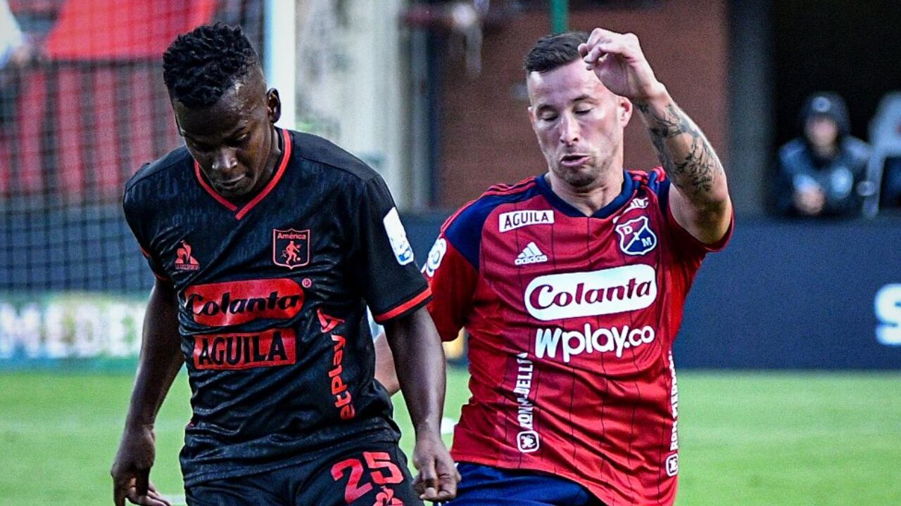 América y Medellín protagonizaron un nuevo duelo de rojos en la capital antioqueña