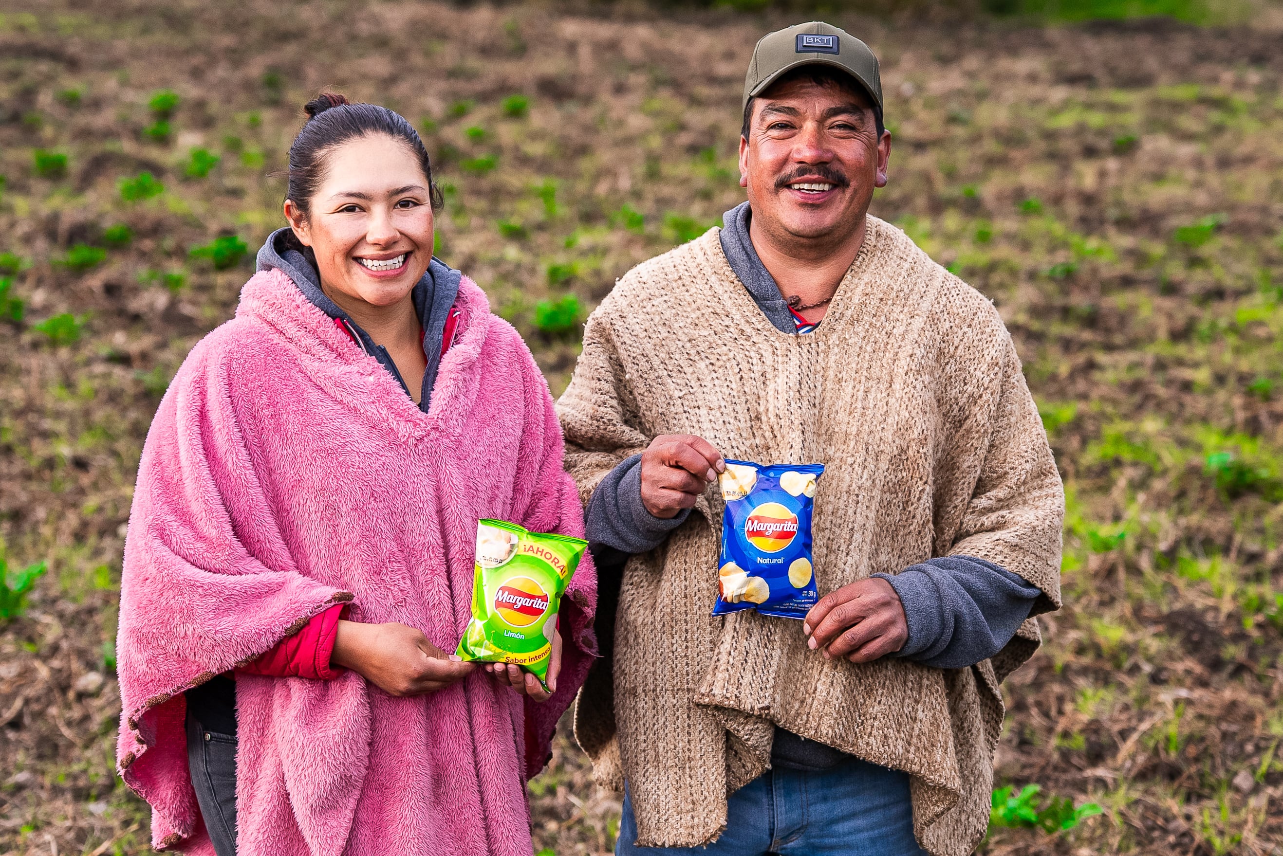 Las Manos del Campo, desarrollado en Boyacá con productores a pequeña escala, llegó en 2025 a más de 190 beneficiarios directos, 57% mujeres.