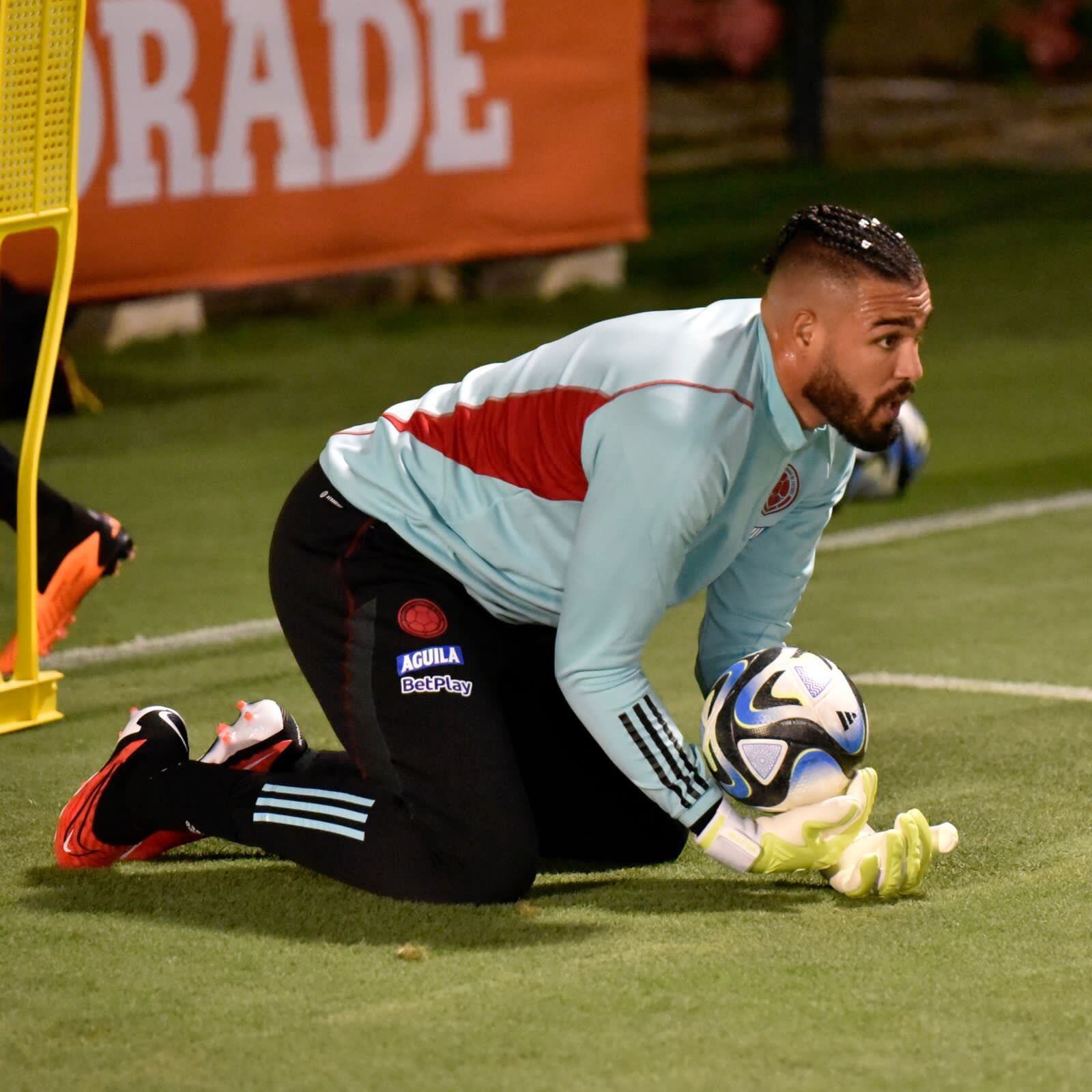 Álvaro Montero con la Selección Colombia.
