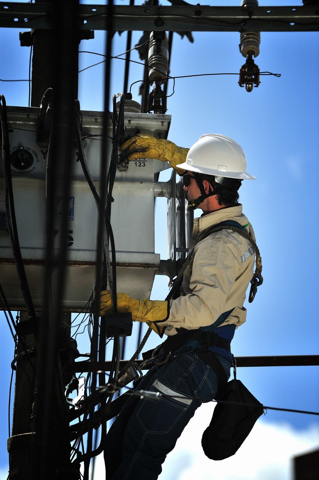 Programan cortes en el servicio de energía para municipios de Antioquia