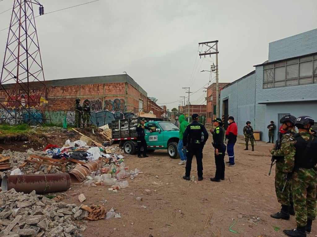 Se han realizado varios operativos en la zona, pero el Invías sigue sin responder a las peticiones de la Alcaldía de Puente Aranda.