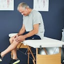 La vitamina K es importante para la salud ósea pues participa en la regulación del metabolismo del calcio. Foto: Getty Images.