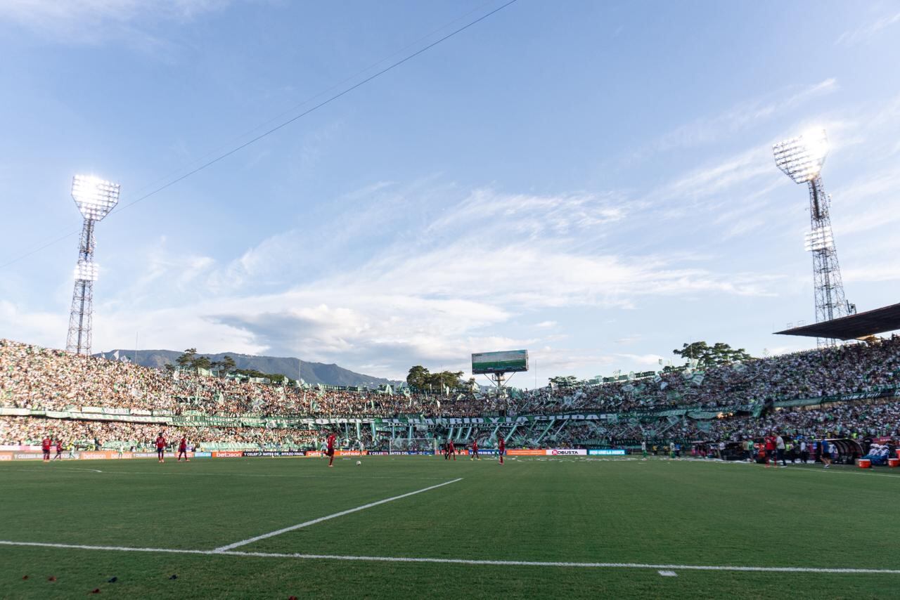 Atanasio Girardot albergando un Nacional vs. Medellín