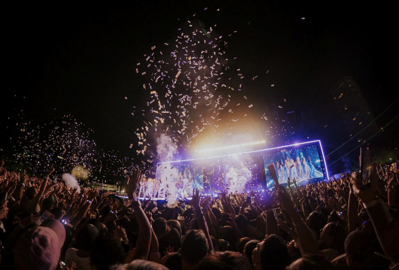 El show de Shakira dejó fascinados a los fanáticos de Argentina que asistieron a la primera fecha.