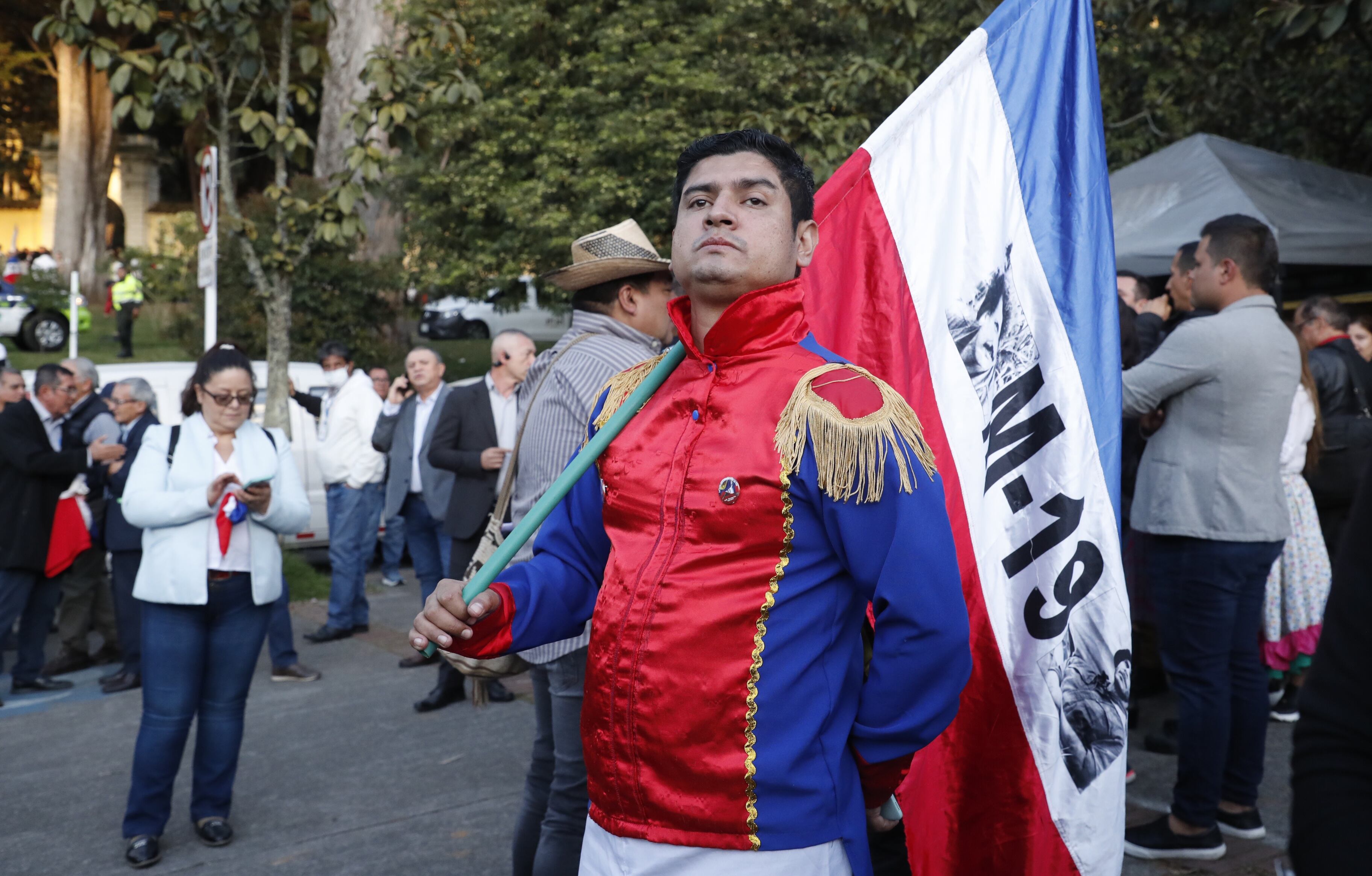 50 años de la espada de Bolívar