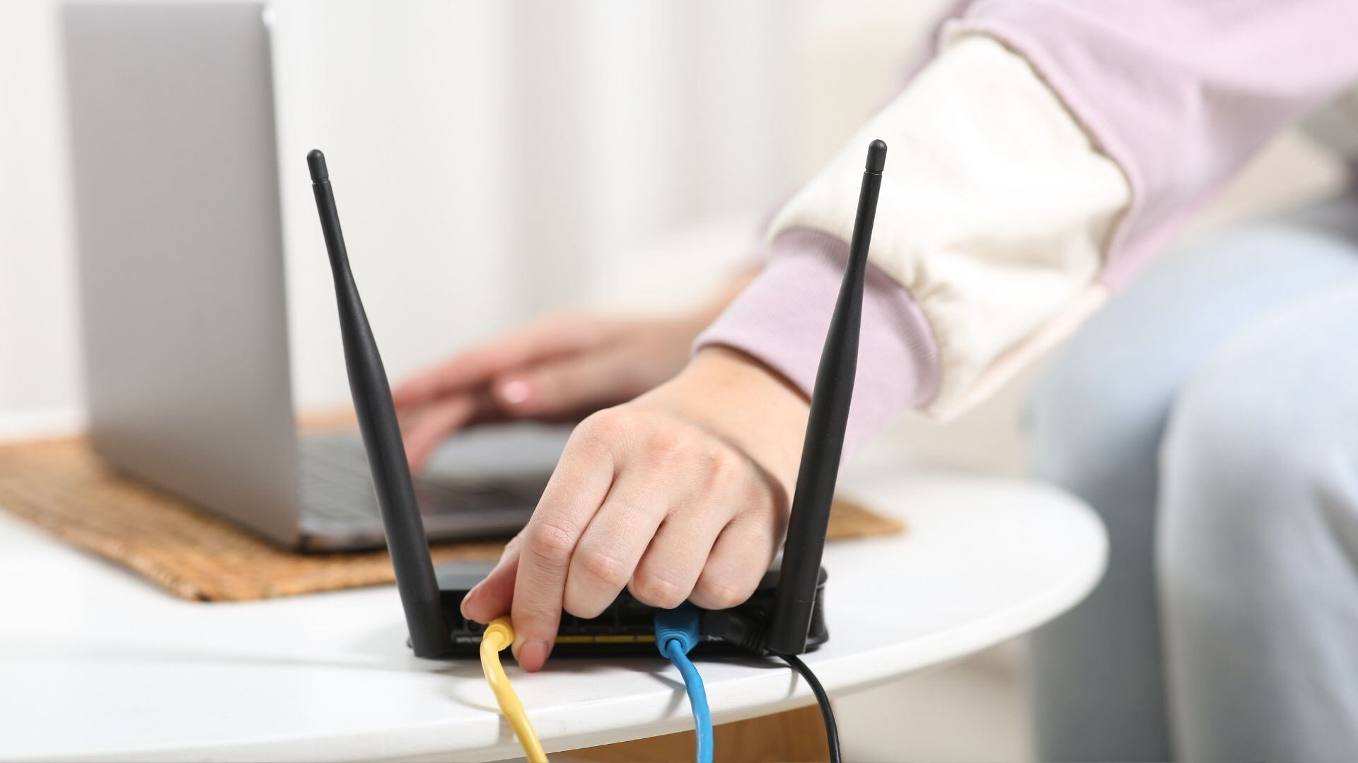 Este botón está disponible en la mayoría de routers modernos.