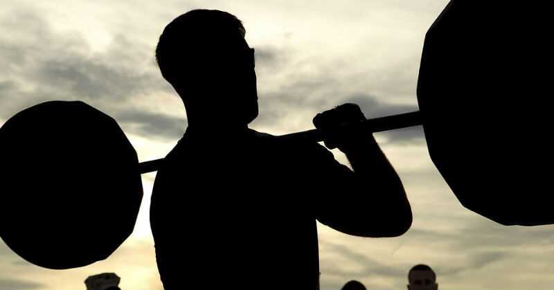 Está comprobado que levantar peso produce beneficios específicos para la salud.