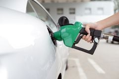 El aumento en el precio del combustible puede representar un problema para los usuarios.
