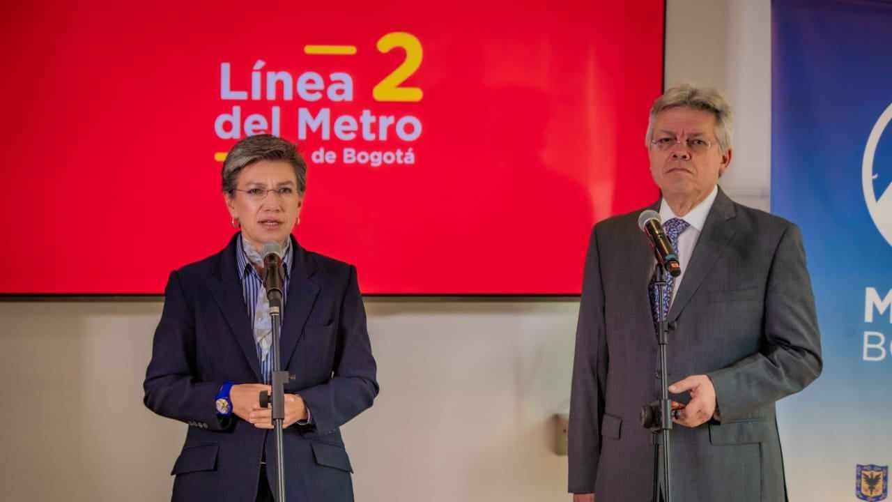 La alcaldesa Claudia López y el gerente Leónidas Narváez, dieron a conocer las cuatro solicitudes para ser precalificadas
y participar en la Licitación Pública Internacional.
