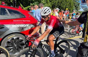 Nairo Quintana sufrió una fuerte caída en la octava etapa del Tour de Francia 2022