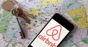 Airbnb dijo que alcanzó los 500.000 millones de huéspedes. Foto: GETTY-BBC.