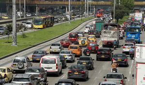 Trancones en Bogotá durante las vacaciones de diembre y con la medida vigente de pico y placa
Dic 29 del 2020
Foto Guillermo Torres Reina / Semana