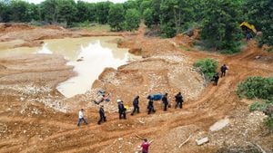 Operativo contra la minería ilegal afecta las finanzas del Clan del Golfo en Cáceres, Antioquia.