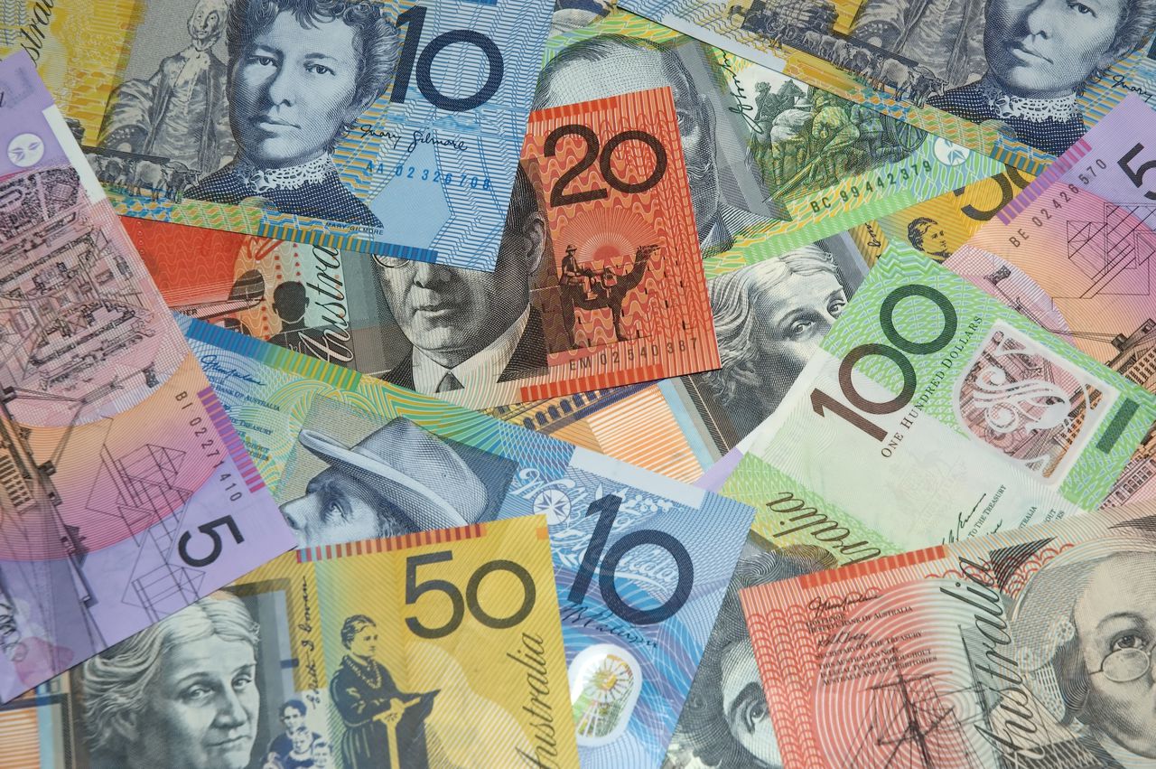 Dólares australianos