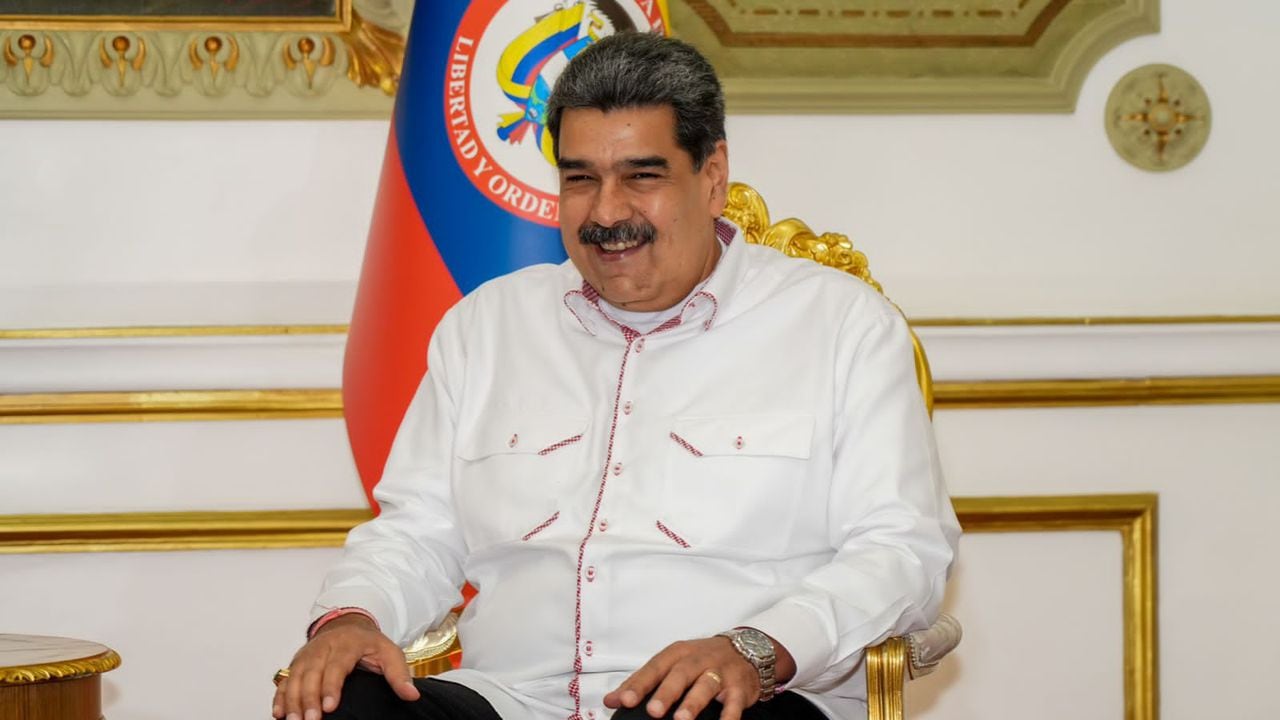 Gustavo Petro en Caracas reunión con Nicolas Maduro