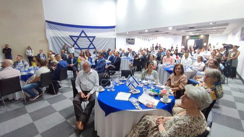 Con fuerte cuestionamiento al presidente Petro comunidades Judías y Cristianas de Colombia realizaron un acto de solidaridad con Israel