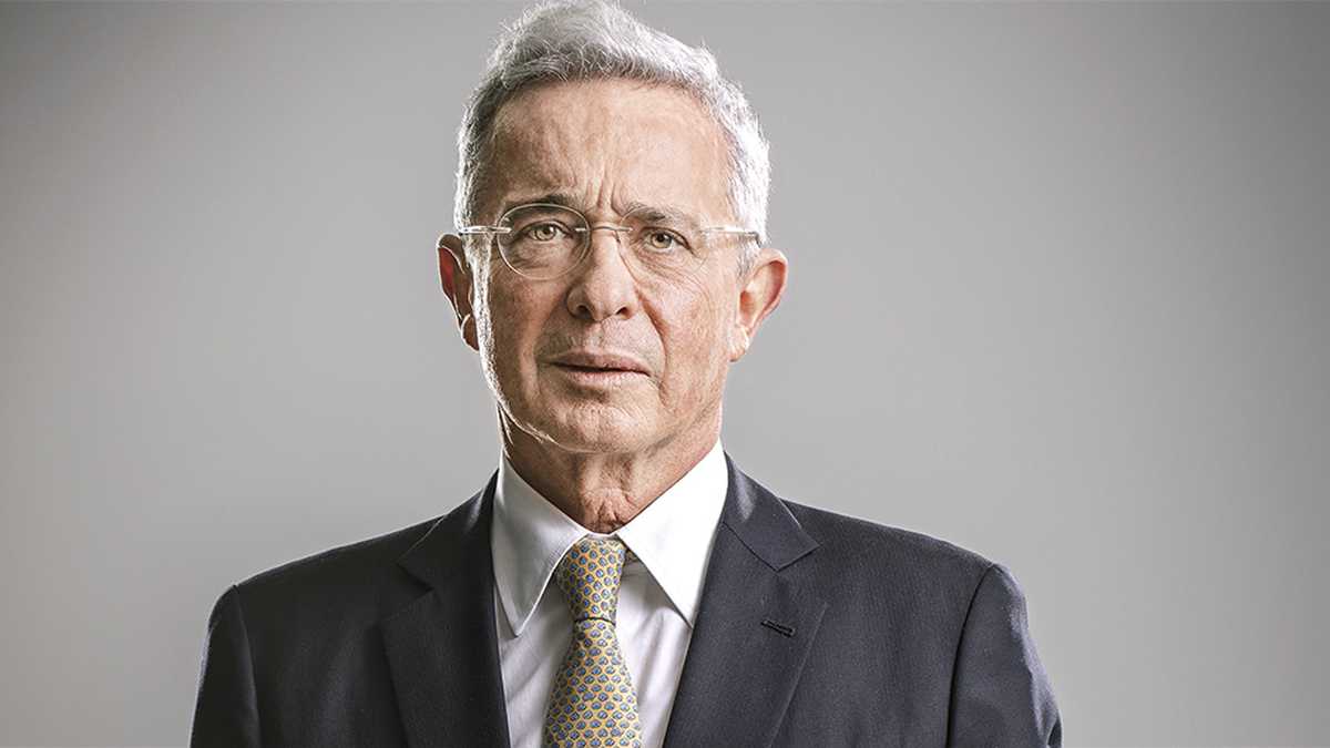 Foto del expresidente Álvaro Uribe.