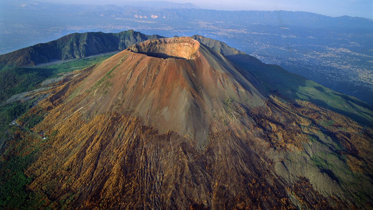 Cima del volcán Vesubio