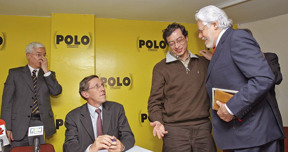    El Polo Democrático hizo parte de la vida política de Gustavo Petro. Sin embargo, con Antonio Navarro, hoy en la Alianza Verde, está distanciado. Lo mismo que con Jorge Robledo, hoy en Dignidad.