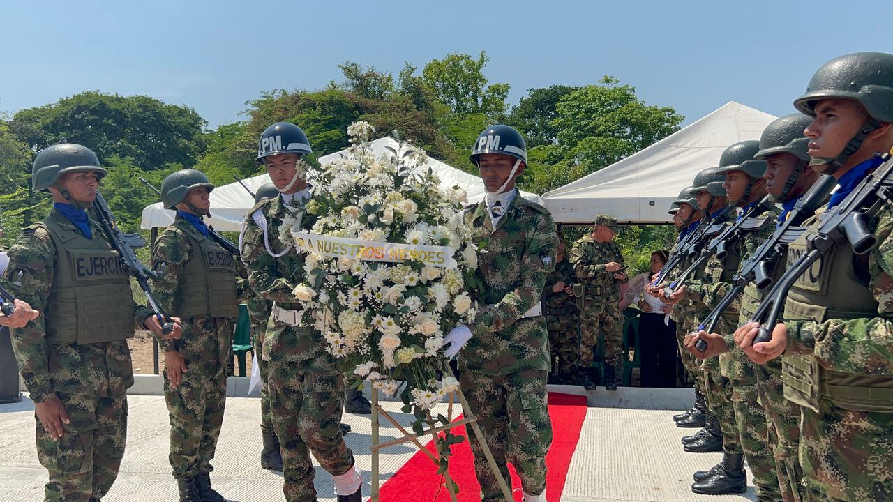 Homenaje a 11 militares asesinados hace 20 años en Aracataca, Magdalena.