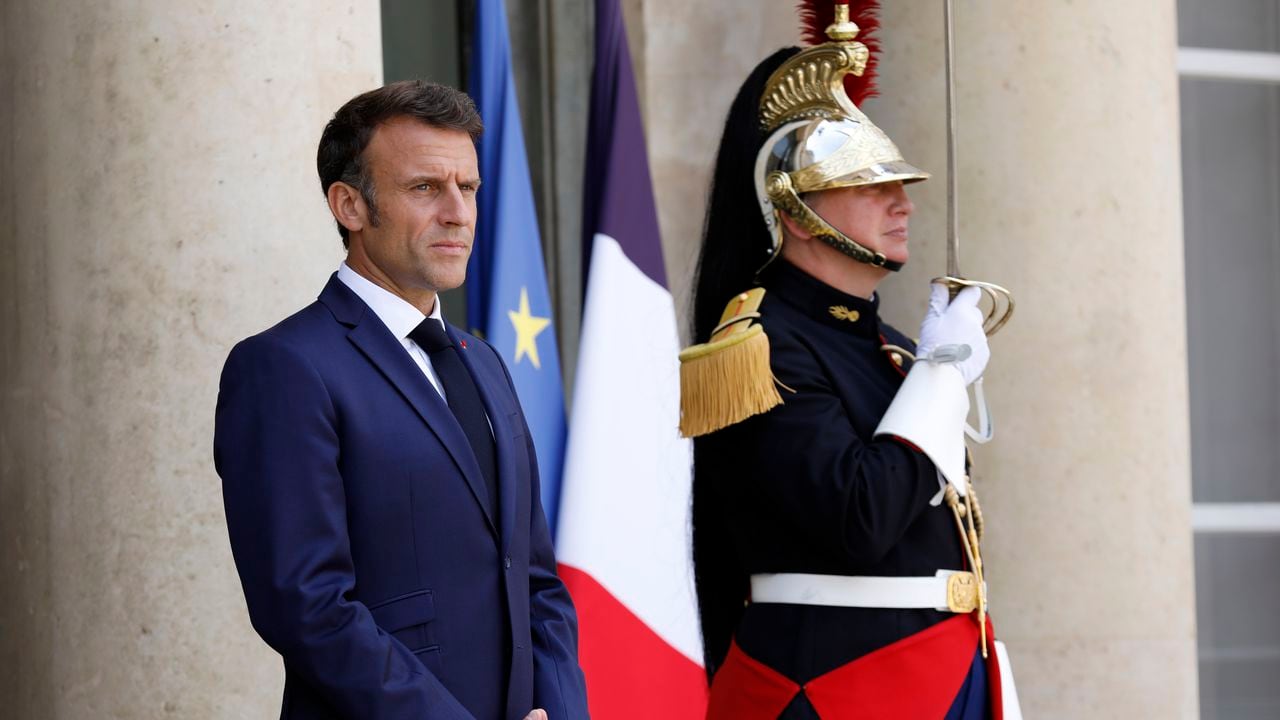 El presidente Emmanuel Macron en el Palacio del Elíseo
