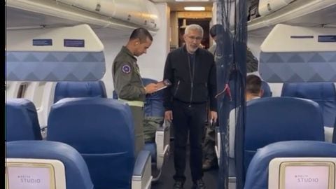 Víctor de Currea-Lugo viajó en avión del Gobierno a la Franja de Gaza.