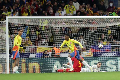 Colombia desplegó un gran fútbol ante Rumania.