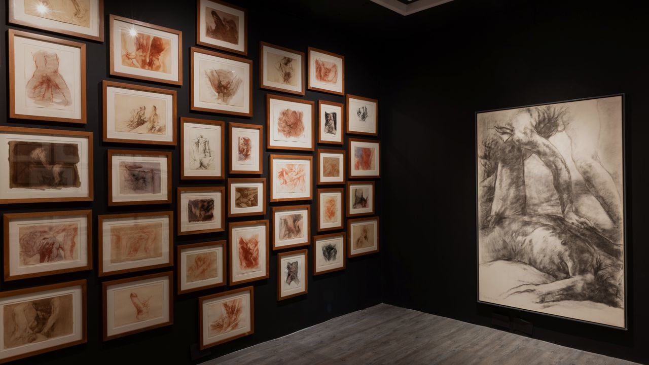 En galería El Museo, 'Mis dibujitos porno', una exposición de dibujos eróticos de Luis Caballero y una muestra colectiva que se titula 'Retrato, autorretrato e identidad'.