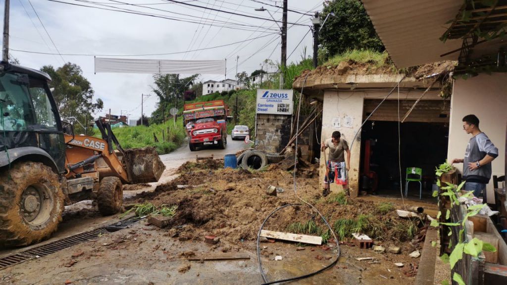 Decretan alerta roja en tres municipios de Antioquia por fuertes lluvias