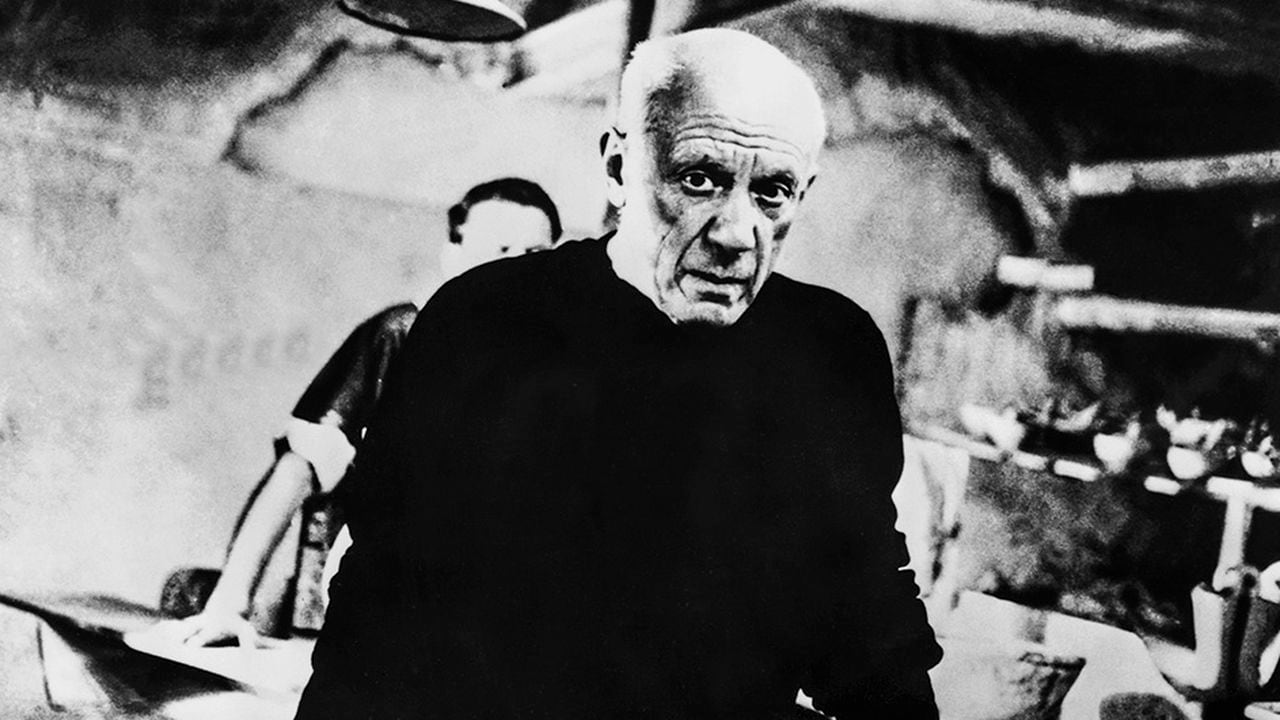 Nacido en Málaga, España, en 1881 y fallecido en Mougins, Francia, en 1973, Pablo Picasso es casi mitológico.