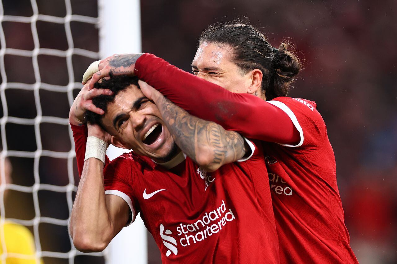 LIVERPOOL, ENGLAND - APRIL 4: Luis Diaz and Darwin Nunez of Liverpool during the Premier League match between Liverpool FC and Sheffield United at Anfield on April 4, 2024 in Liverpool, England.(Photo by Robbie Jay Barratt - AMA/Getty Images)