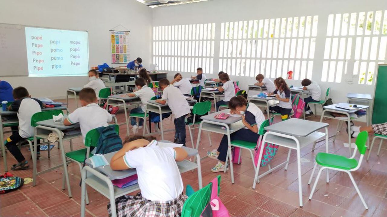 Más de 150.000 estudiantes de instituciones oficiales regresaron a clases en el departamento de Sucre.