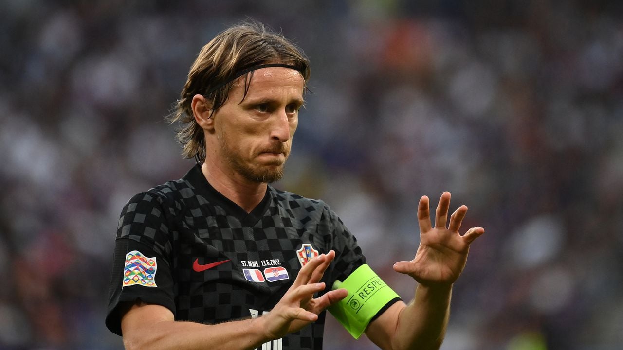 Croatia's midfielder Luka Modric reacts during the UEFA Nations League - League A Group 1 football match between France and Croatia at the Stade de France in Saint-Denis, on the outskirts of Paris on June 13, 2022. (Photo by FRANCK FIFE / AFP)