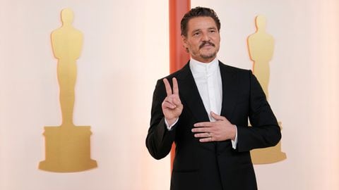 Pedro Pascal arrives at the Oscars on Sunday, March 12, 2023, at the Dolby Theatre in Los Angeles. (AP Photo/Ashley Landis)