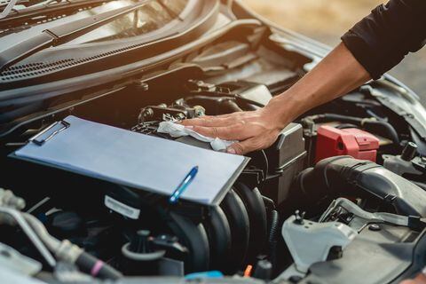 Aprende los pasos necesarios para limpiar el motor de tu auto y mantenerlo en excelente estado.