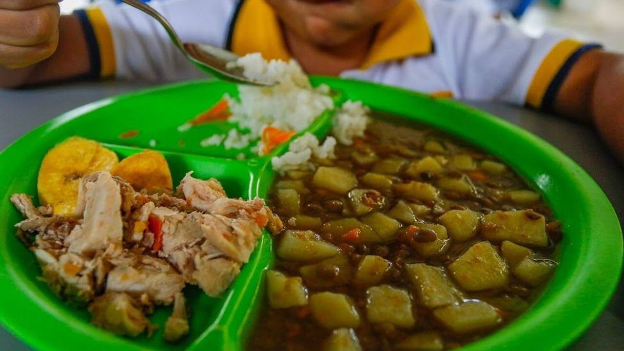En los demás 26 municipios de Caldas, la Unión Temporal Delipae, se encargará de entregar cada día 44.900 complementos de almuerzos y 10.900 raciones industrializadas