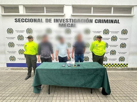Tres de los presuntos fleteros fueron capturados en Cali y uno en Bello, Antioquia. Otras dos personas que se encuentran con medida de aseguramiento intramural por otros hechos fueron imputadas.