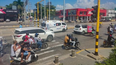 Movilidad en Cartagena - Avenida Pedro de Heredia a la altura de Los Cuatro Vientos