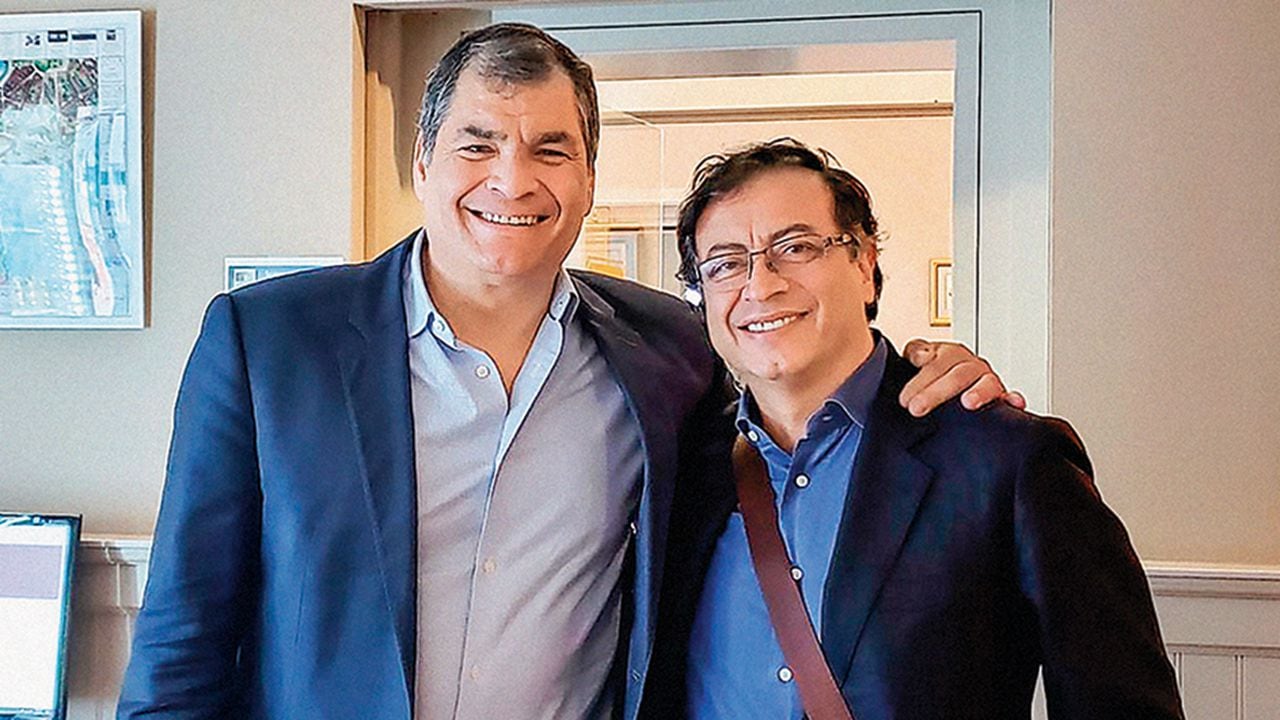  El presidente Gustavo Petro compartió recientemente un mensaje de Rafael Correa, expresidente de Ecuador, en el que criticó a los medios de comunicación y sus propietarios.