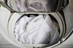 Muchas personas utilizan esta técnica antes de lavar la ropa.