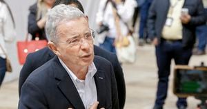 Álvaro Uribe VélezExpresidente