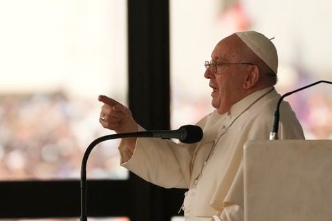 El papa ha señalado que los gobiernos del mundo no tienen qué temer a la iglesia católica, aduciendo que la institución no tiene agenda política.