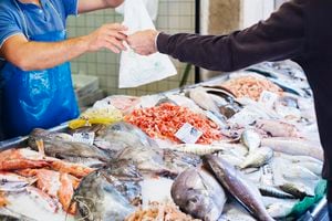 Foto de referencia de venta de pescado en Venecia (Italia)